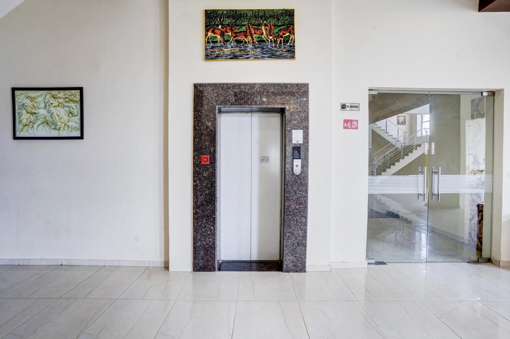 Hotel Amrit Manthan Chittorgarh 외부 사진