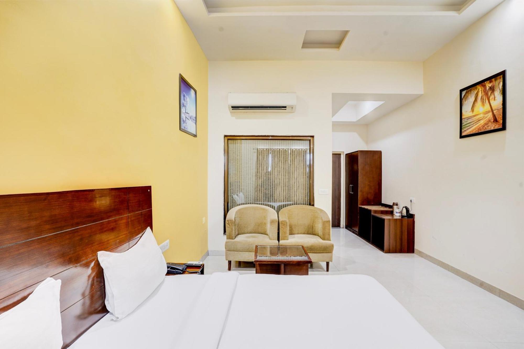 Hotel Amrit Manthan Chittorgarh 외부 사진